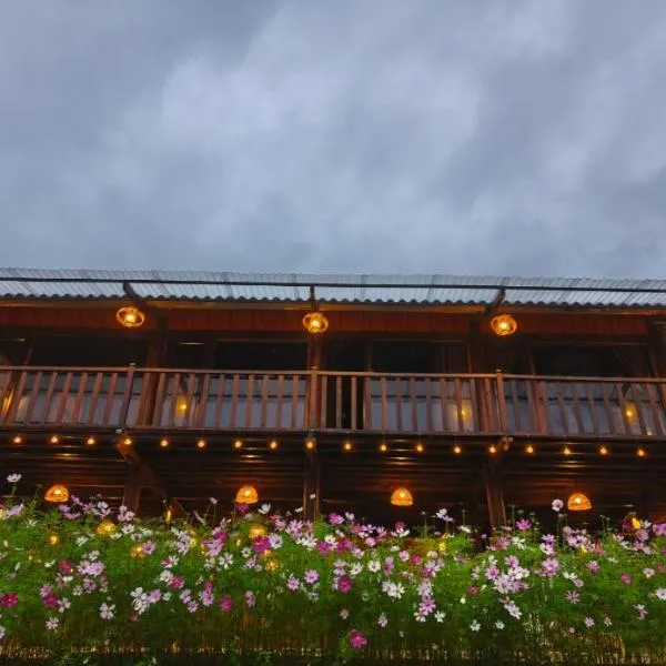 Happy Homestay Du Già, Hotel in Yên Minh