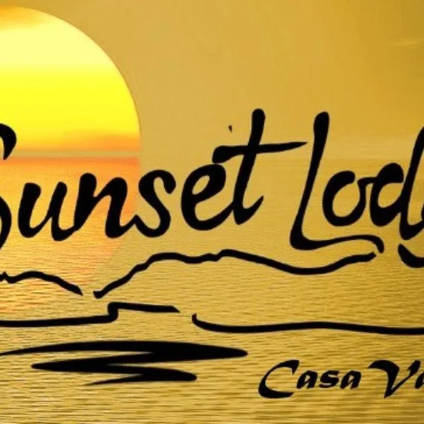 sunset lodge, hotel in Las Manchas