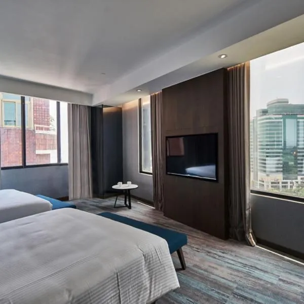 Harbour 10 Hotel, hôtel à Kaohsiung