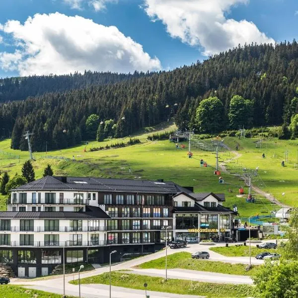 Czarna Perła Apartamenty z bezpłatnym basenem Czarna Góra Resort, ξενοδοχείο σε Sienna