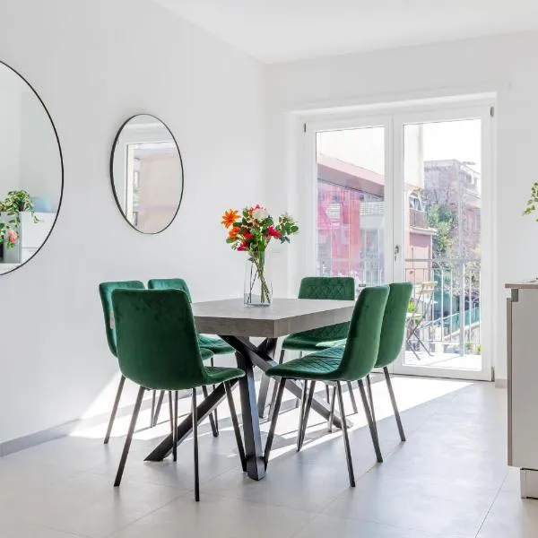 Luciano Ciampino Apartments, hotel v destinaci Ciampino