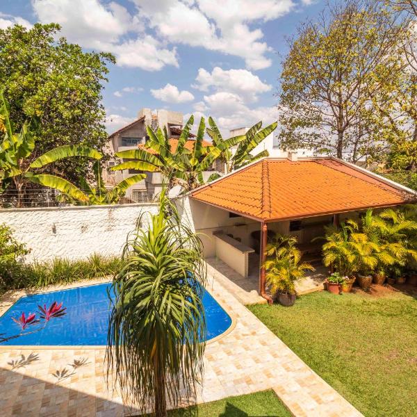 Sobrado 5 Quartos com Piscina - MotoGP