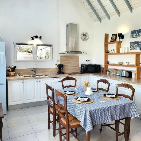 Maison De Plage La Payade โรงแรมในPirou