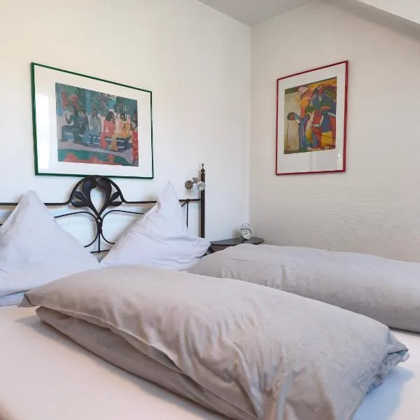 Bio-Weingut Staffelter Hof, hotel Krövben