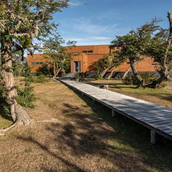 Pampa Lodge, Quincho & Caballos, хотел в Торес дел Пайне