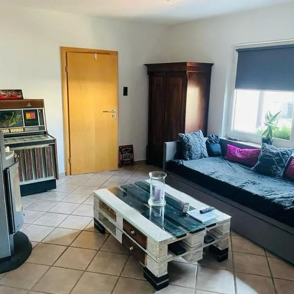 Ferienwohnung Am Landwehrgraben, Hotel in Michelau