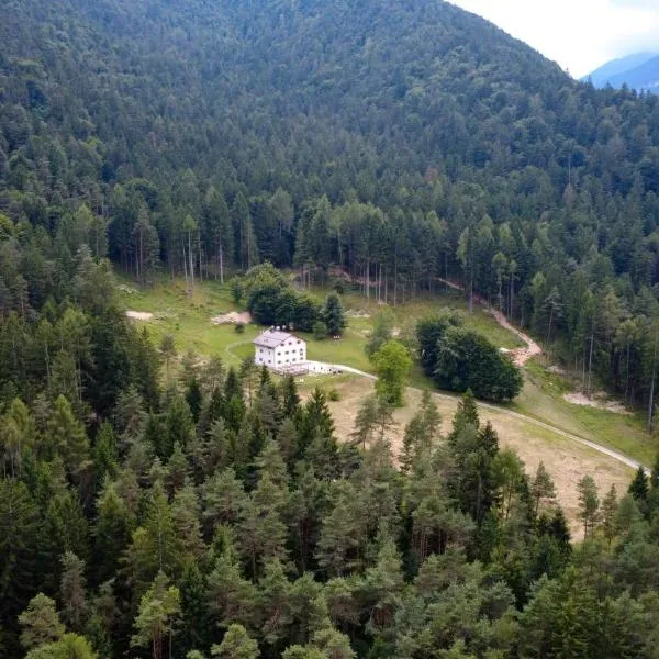 Casera Val Montina - Dolomiti Wild, hotel v destinaci Perarolo di Cadore