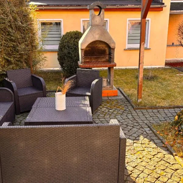Ferienwohnung Am Schleizer Dreieck, hotel v destinácii Schleiz