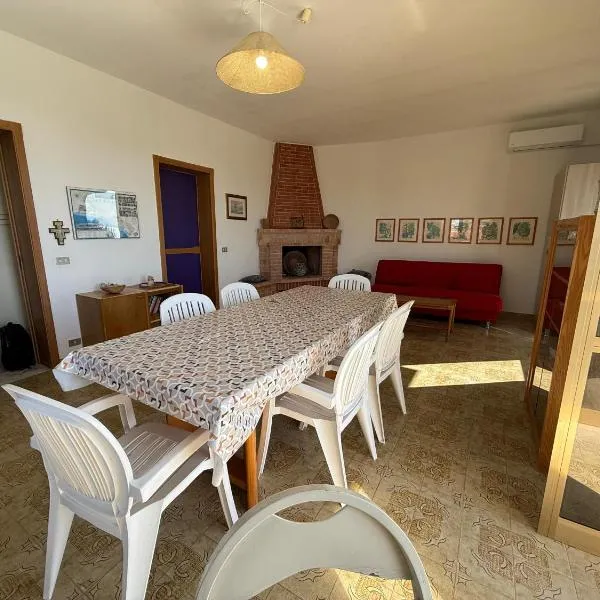 casa Tabù, hotel u gradu Porto Čezareo