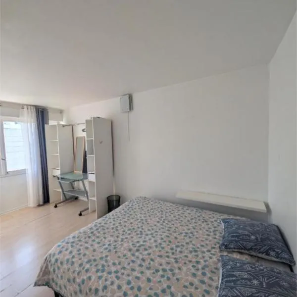 ANGLET, Chambre Privée, QUARTIER CALME, hotel in Anglet