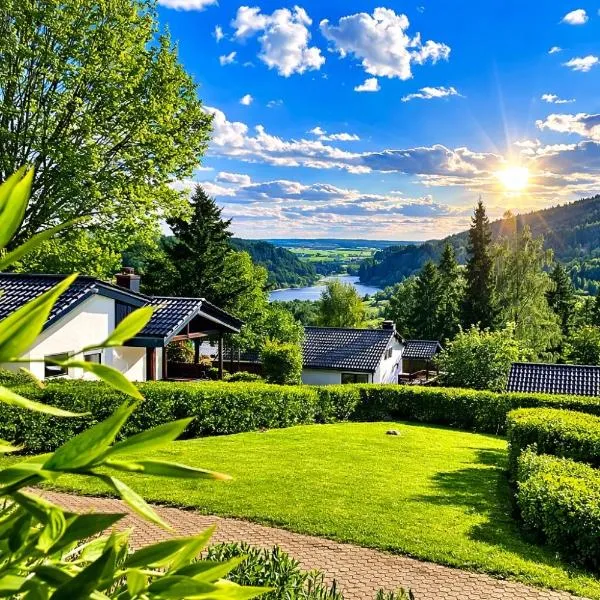 Ferienhaus EIFELZEIT am See, hotel u gradu Birsdorf