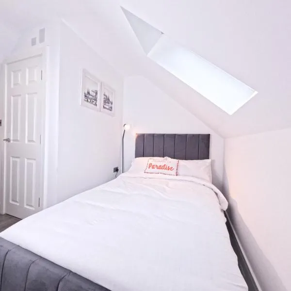 D- Cosy Private Ensuite Sheffield Centre, hotel em Victoria