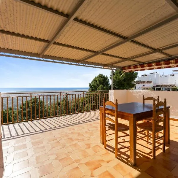 Charming Mijas Pueblo Apartment with Sea View Terrace, hotel u gradu 'Mijas'