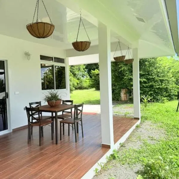 Bungalow Miti โรงแรมในอุตูโรอา