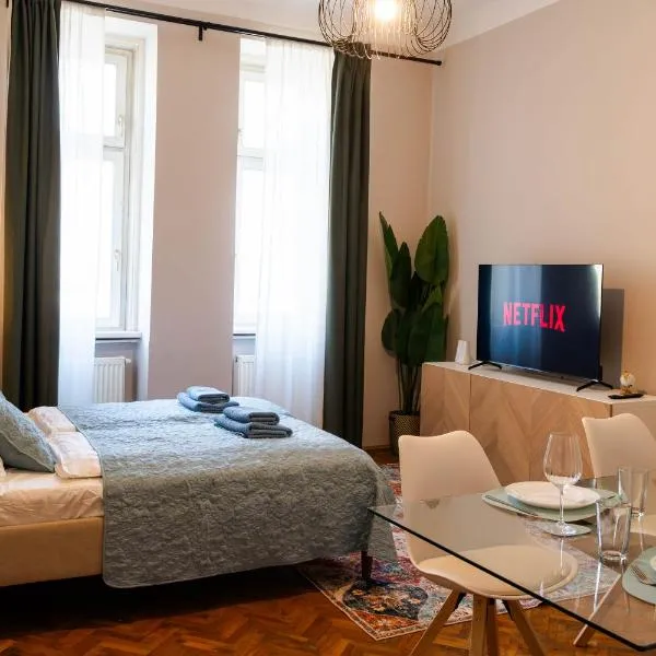 Large Comfortable Apartment I 15 Minutes to City Center, hotel en Viena