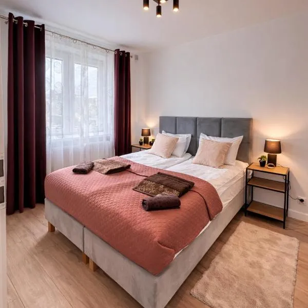 Apartamenty Nad Pilicą - Klimatyzacja - Sulejów, hotel v mestu Sulejów