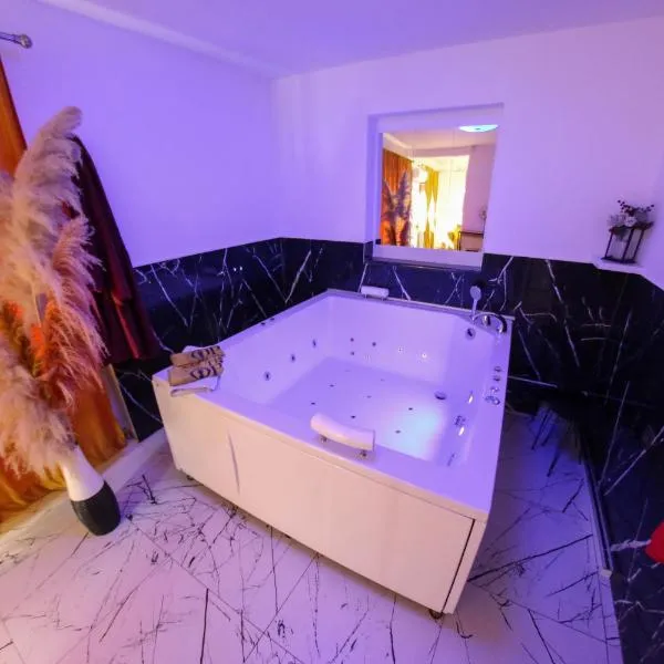 Hedonist Spa Jacuzzi Sarajevo Free parking: Saraybosna'da bir otel