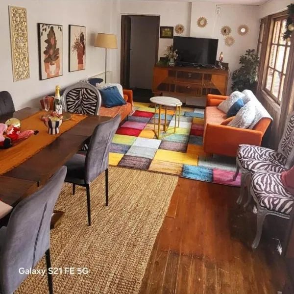 Casa Santa María 2 con jardín y barbacoa, hotel din Arévalo