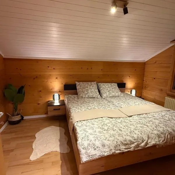 Chalet with Mountain View ,Near Aletsch Arena, hotell i Mörel