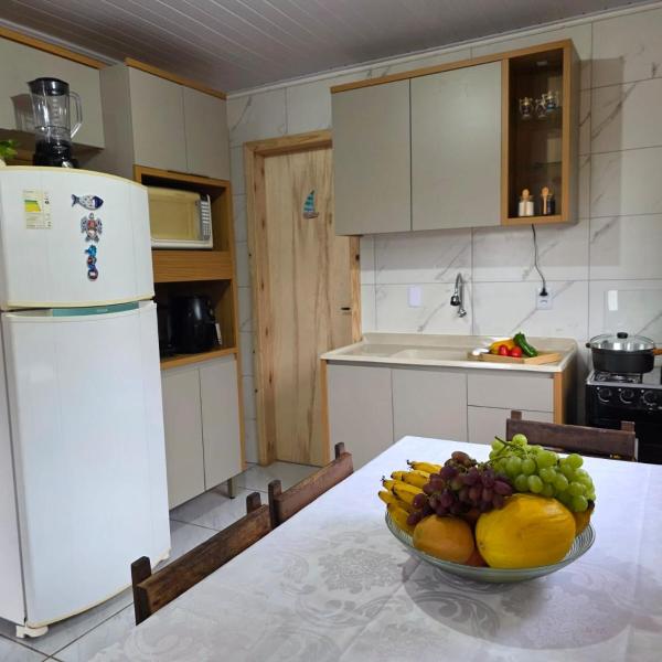 Cantos de Torres - Casa com 02 Quartos Ar Condicionado Próximo a Praia da Cal - Foto 2