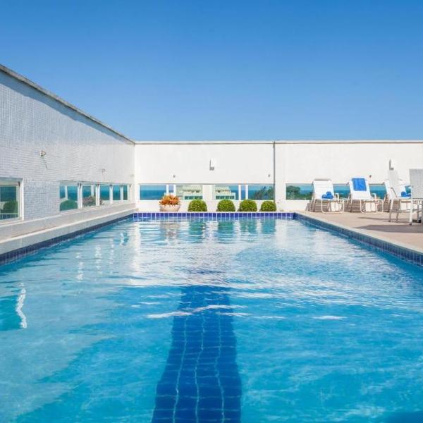 Flat confortável em Imbetiba com piscina e academia - Foto 4