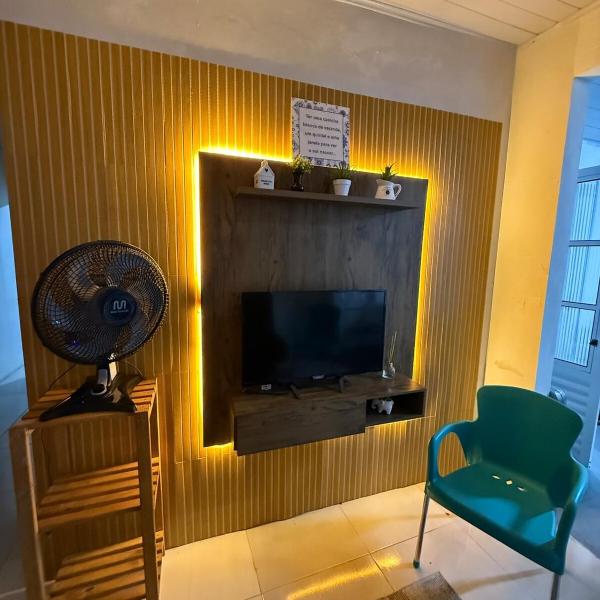 Sua casa confortável para visitar a Ilha do Mel