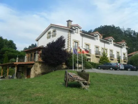 Posada La Anjana, hotel in San Vicente de Toranzo