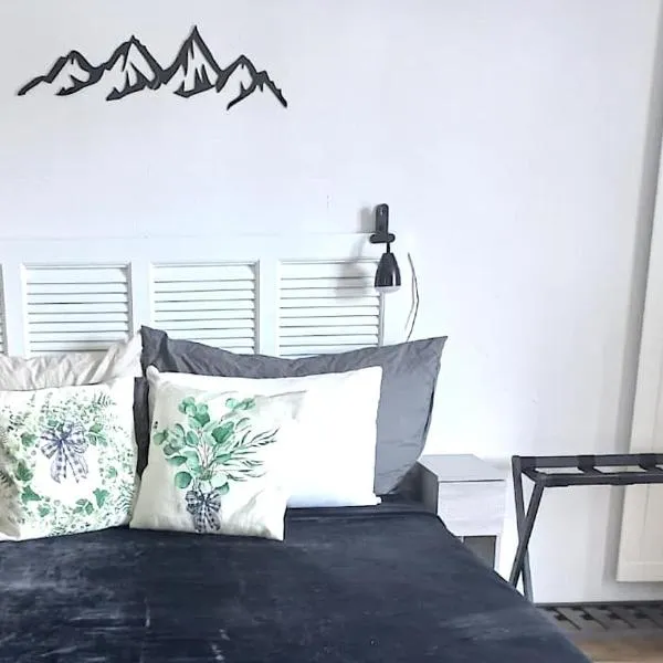 Charming Studio - Ferienwohnung - Vulpera, Scuol, hotel din Scuol