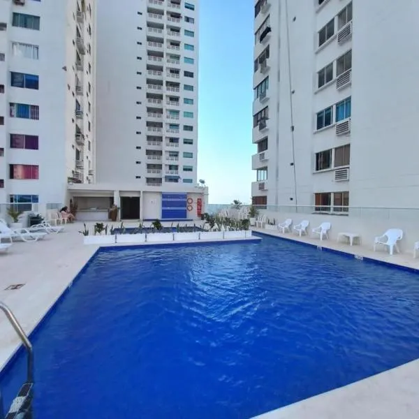 Studio 210A Cartagena Bocagrande Pool & 1 block from the beach, ξενοδοχείο σε Cartagena de Indias
