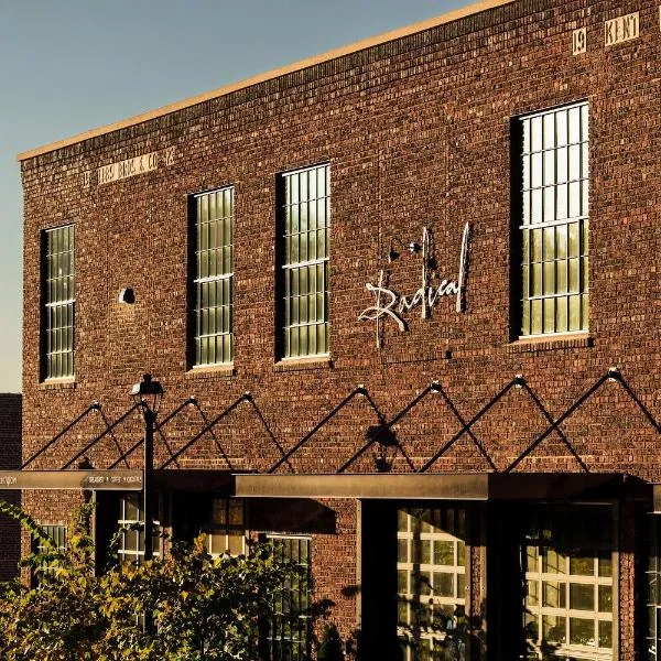 The Radical Asheville, Tapestry Collection by Hilton, hotel sa Asheville