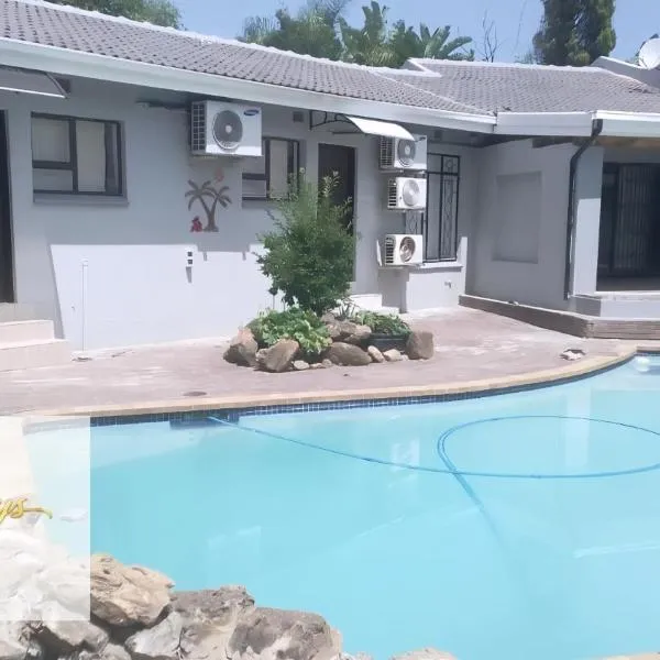 Fourways Executive Residence, hotel u gradu Four Ways