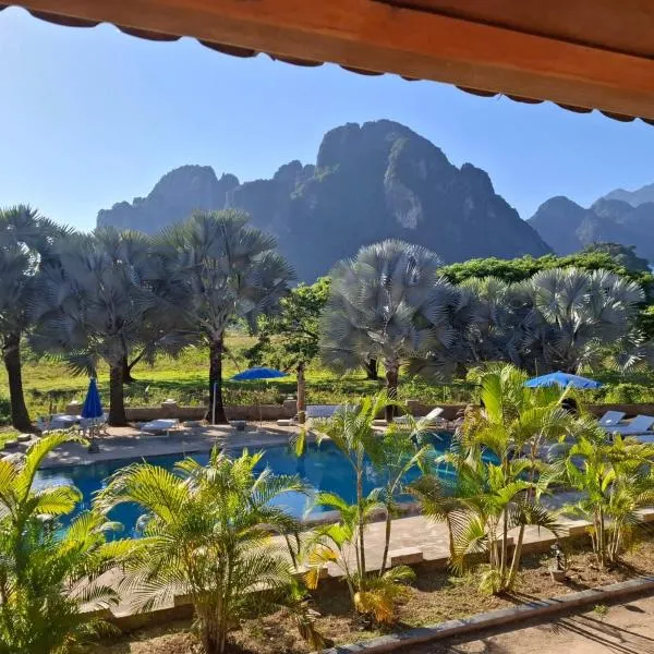 Romantic Vang Vieng resort, hotel in Vang Vieng
