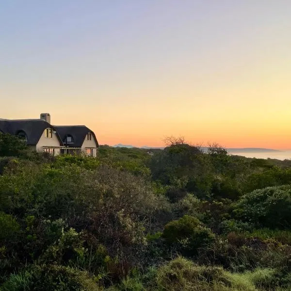 Wild Comforts at Springerbaai, hotel u gradu 'Boggomsbaai'