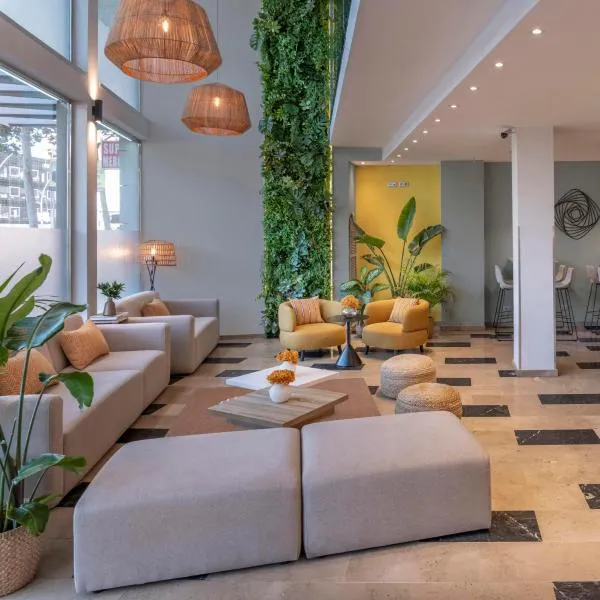 Hotel SERHS Del Port, hotel en Barcelona