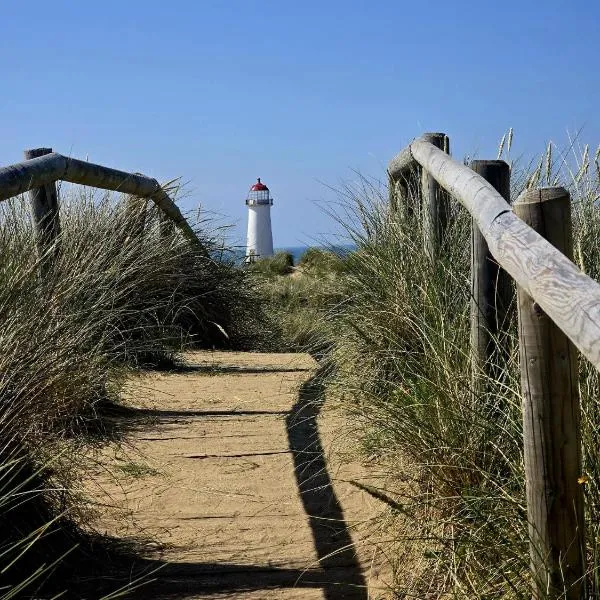 Golden Dunes Retreat Presthaven Prestatyn, hotel din Talacre