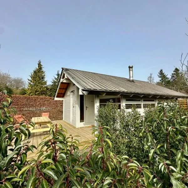 Chalet Ivoire، فندق في دربي