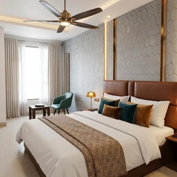 Hotel DSR TORK Near IGI Airport, hotel a Champawat