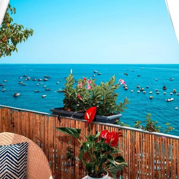 Luxury Maison Cherie - Positano Charme & Sea View, hotel a Positano