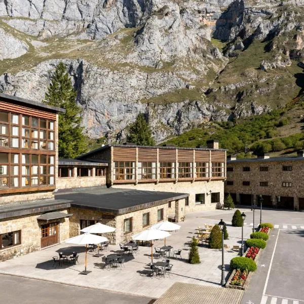 Parador de Fuente Dé, hotel di Fuente De