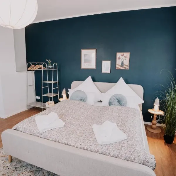 Deluxe Apartment Mainz I 2 BR I 7P I Zentral I Küche I WiFi I Nähe Zollhafen I helloYOU apartments x BRIGHT Collection, hotel en Mainz