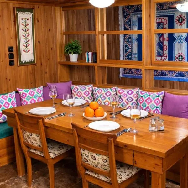 YaSou Loutraki - Spacious Family Apartment by the Sea, отель в городе Лутраки