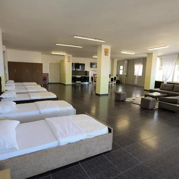 House Leon, Hotel in Kruja