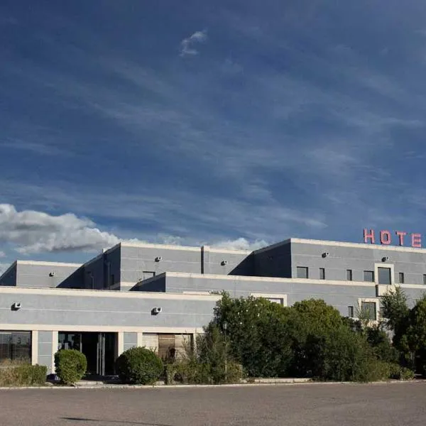 Hotel Recio, Hotel in Santa Olalla
