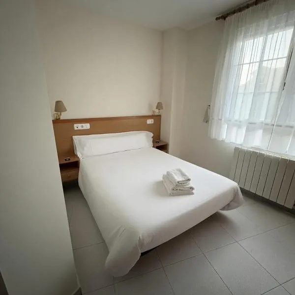 Hostal Libertad, hotel din Villadangos del Páramo