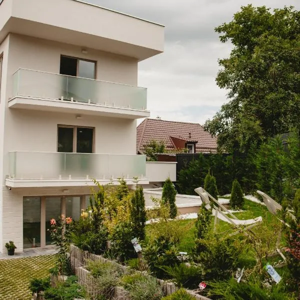 Cluj-Napoca में, होटल White House Iris Cluj Napoca - Apartament 4 - parcare gratuita, self check in 24h