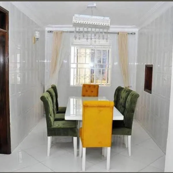 Island Inn Entebbe, hôtel à Entebbe