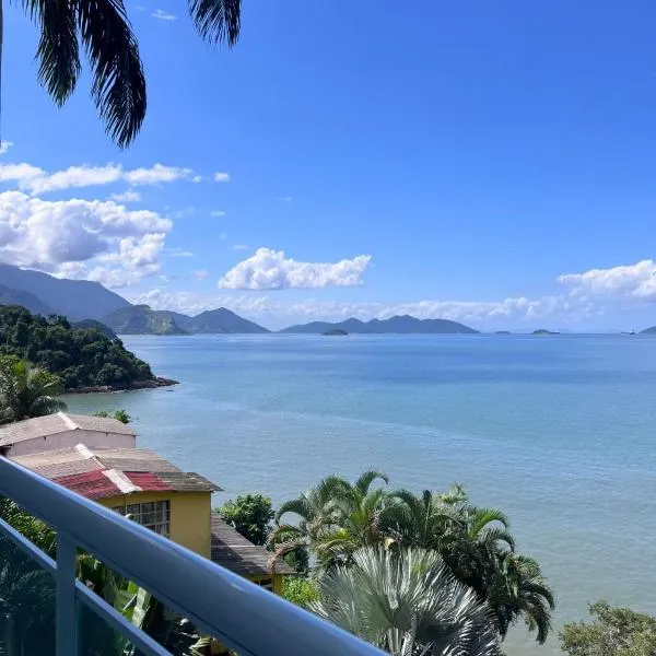 Utopia - Refugio entre o mar e a serra, vista incrível com minimercado InCasa, hotel en Mangaratiba
