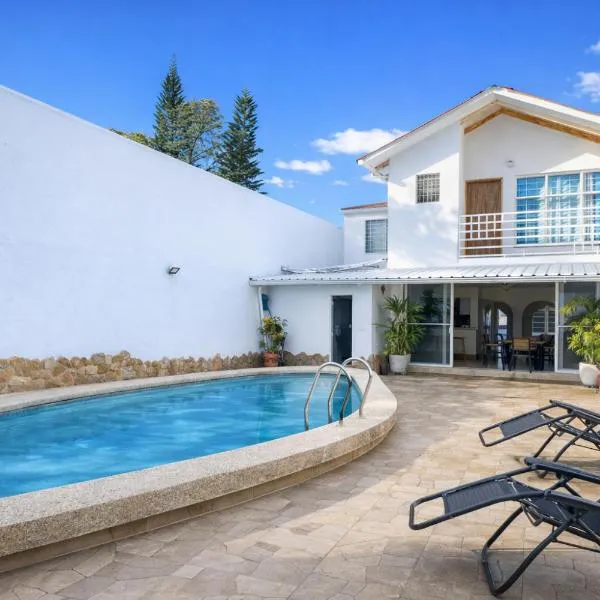 Casa Premium, ideal para descanso y familia, hotel a Cali