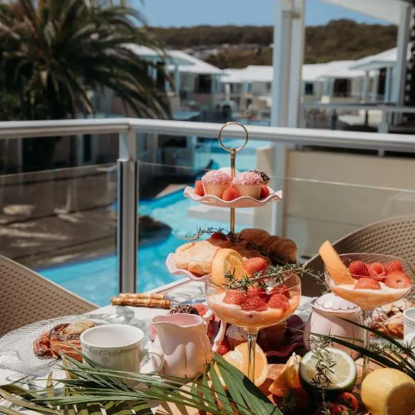 Oaks Pacific Blue Resort - Sea Salt Studio, hotel in Salamander Bay