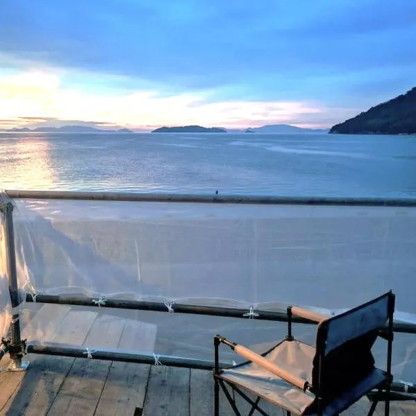 Tiny House ZEN 倉橋島, hotel u gradu 'Kure'